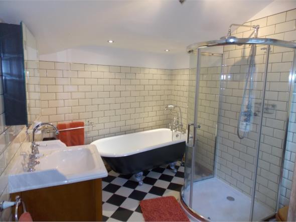 STUNNING BATHROOM 10'3" x 7'9" max (312m x 236m max ) Frosted double glazed window Cream glazed floor tiling and black and