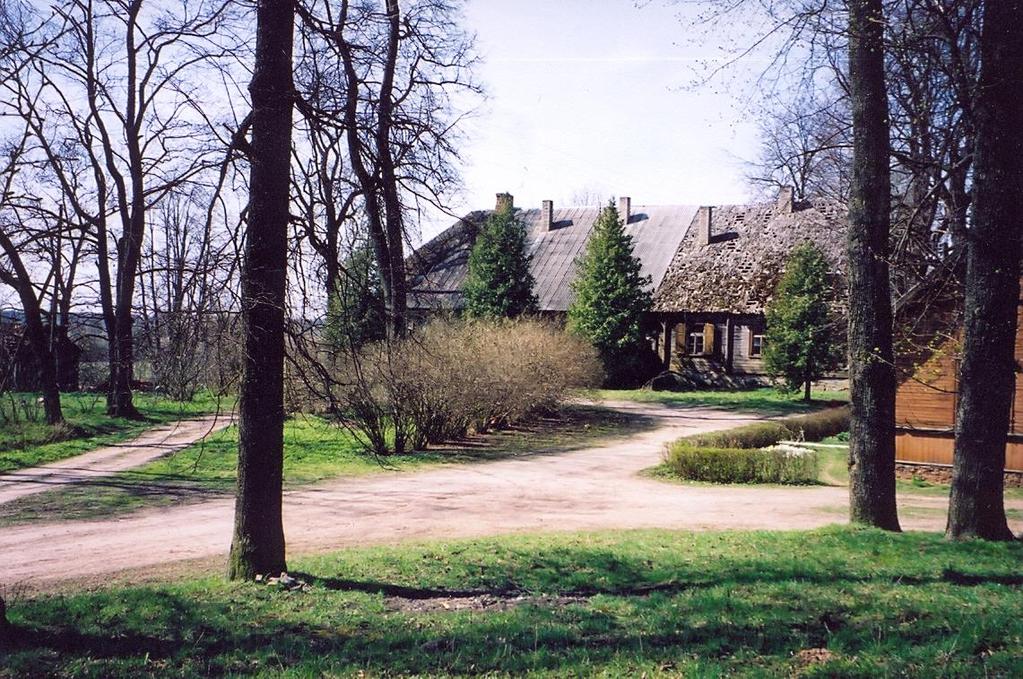 Proceedings of the Latvia University of Agriculture Fig. 3. The courtyard of the Valle pastor s house [Source: photo by author, 2001] Fig. 4.