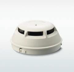 Advanced detectors with ASAtechnology Fire detector OOH941 Multi-purpose fire and CO detector OOHC941 Standard detectors Multi-criteria fire detector OH921 26 detection profiles to meet specific