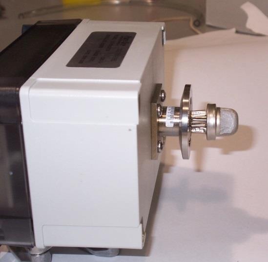 Side view TX-1100-KF25 for vacuum chamber monitoring 9 12.