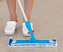 The Rapido long looped design sweeps, dusts and mops in one step.