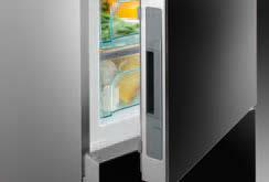 BioFresh NoFrost Fridge-Freezers Quality in every detail 60 60 GlassEdition appliances have a recessed handle with integrated opening mechanism to the side of the door casing, which provides
