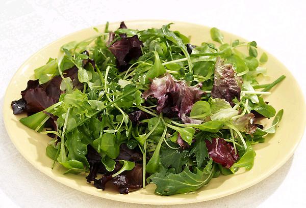 ACTIVITY 4: EATING EDIBLE LEAVES (GRADES ALL) HOW IS THE SUN A PART OF MY SALAD?
