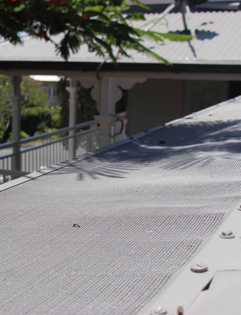 4mm Aluminium Gutter Guard Flexible, lightweight, easy to install Keeps leaves and debris out of gutters and downpipes Available in popular COLORBOND colours Aperture: Aluminium is only available in