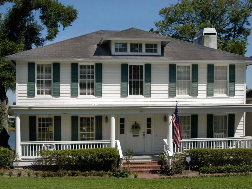 COLONIAL-FEATURES Rectangular, symmetrical home with bedrooms on the