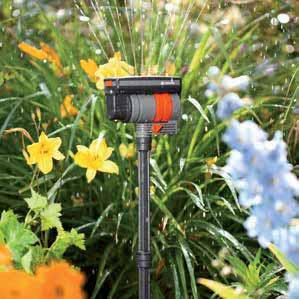 The range and width of spray can be adjusted to suit the size of the area to be watered and the plant height.