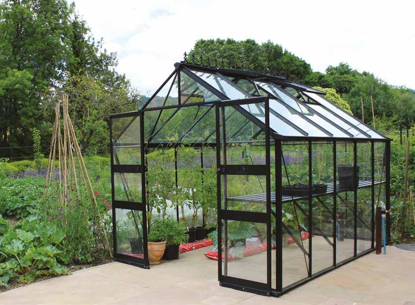 8 Eden Blockley 100% Designed and Manufactured by British Craftsmen The Blockley is an 8 wide greenhouse with double sliding doors, featuring Eden s new Zero Threshold door system, four large roof