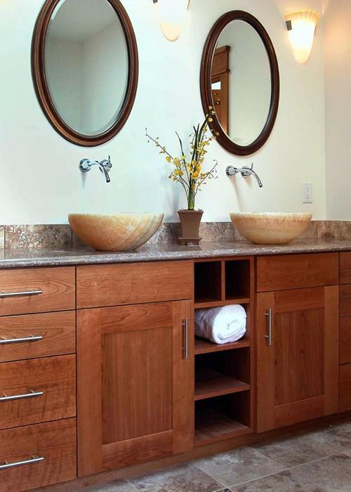 housing trends Bathrooms: Soaking tubs like a mini-resort Towel warmers Heated floors Multiple mirrors Laundry Rooms Used for messy chores like crafts, garden projects, and sewing Feng Shui