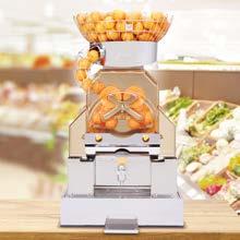 With pressing capacities of 40, 50 or even up to 60 oranges per minute, your customer will not have to wait in line for a