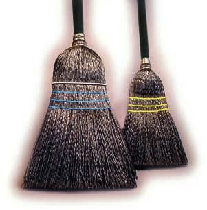 34 7# 7" 39 7 / 8" N BLACK CRIMPED POLYPROPYLENE BROOMS: Water, oils and most solvents do not affect synthetic fiber. These brooms are durable and long-wearing.