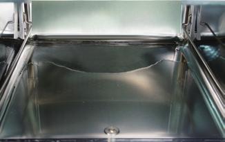 B B A C D C E F G E F A Stainless steel chamber with easy to clean coved corners reduces contamination-prone surface.