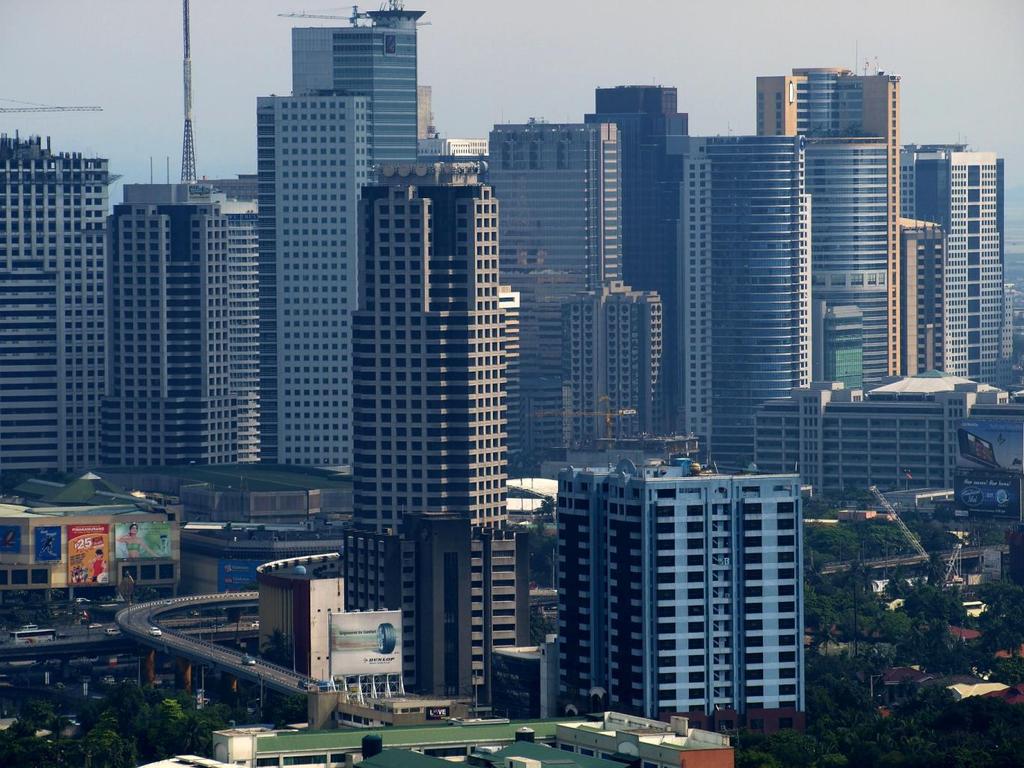 BUSINESS LOCATION MANILA * CEBU - PHILIPPINES With Offices in the Business Districts in the North