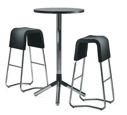 The support of the Lean Back maintains the benefits of standing up at the same time giving the user a rest.