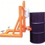 1. 2. Top Gripping Fork Lift Drum Lifting Attachments This type of lifter grips the top of the drum