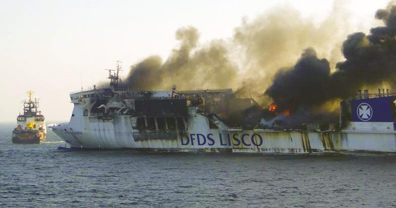 Appendix 1: Case Studies continued Fire on board Lisco Gloria, north-west Fehmam, 8 October 2010 Central Command for Maritime Emergencies, Germany Lisco Gloria, a passenger ferry, departed Kiel at
