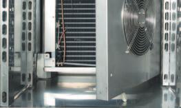 Specifications Fan-assisted refrigeration - Manual defrosting - Air condensation MODEL Temperature Air