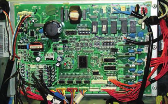 TECHNICAL OVERVIEW Electronic Control Unit Circuit Board (ECU) The Electronic Control Unit operates the outdoor fan motor, crankcase heater, EEV stepper motors and the 4-way valve.