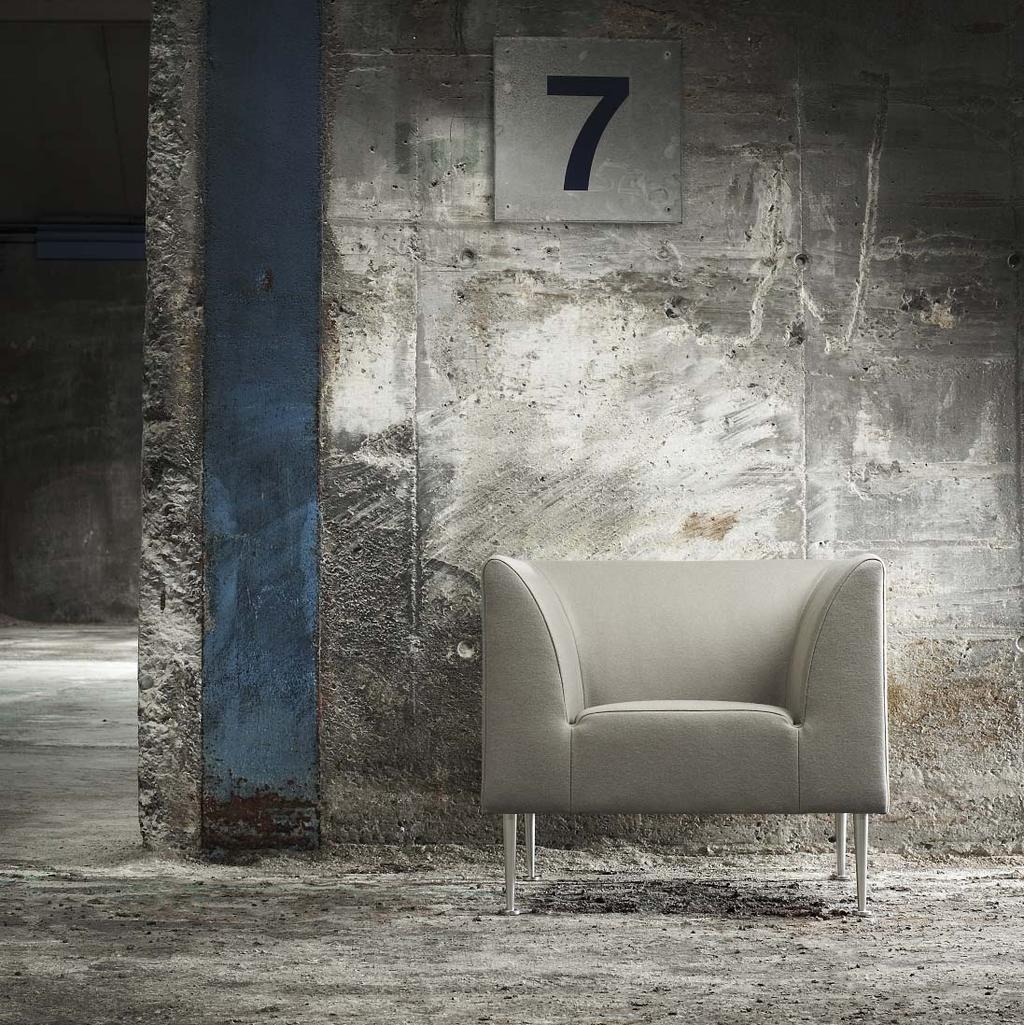 Cubo Cubo is a series of lounge furniture made with fi xed upholstery.