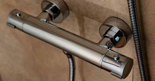 THERMOSTATIC Shower Column with Fixed Shower Head Dia. 200 mm and 3 Function Hand Shower with Exposed Thermostatic Shower Mixer Min. Operating Pressure 0.