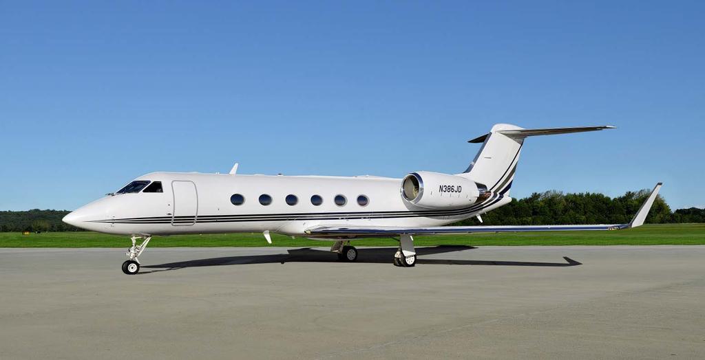 EXTERIOR EXTERIOR DESCRIPTION (Original Paint by Gulfstream, Savannah, GA) Matterhorn White with Medium Concord Blue and Antique Silver Strips This aircraft is being brokered by Guardian Jet, LLC.