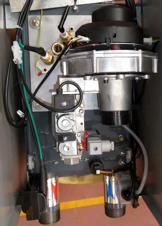 4. BOILER GENERAL VIEW: DESCRIPTION OF THE COMPONENTS A B C D E F G H J L M N P Q R S T U V Boiler heat exchanger (higher collector) Flanges (boiler heat exchanger burner air/gas fan)
