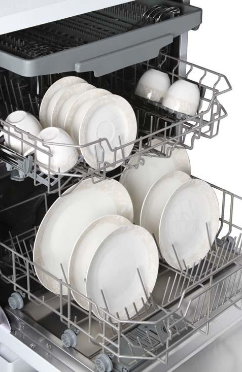 DISHWASHER FEATURE < DISHWASHERS The range of Häfele dishwashers combines innovative technology with superb
