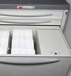 NARC BOX INSERT The removable tray allows for shift-end inventory audits and dispensing at a comfortable tabletop level.