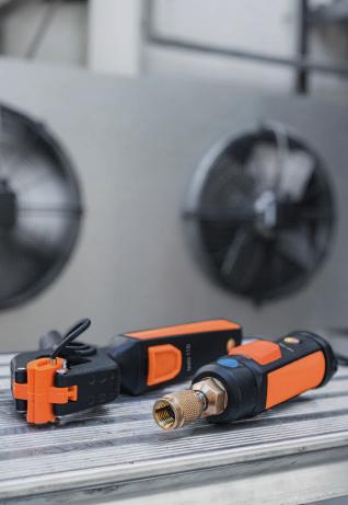 Perfect for testing: Testo Smart Probes: testo Smart Probes AC & refrigeration test kit Ideal for fast testing of heat pumps, air conditioning and refrigeration systems: 2 high-pressure measuring