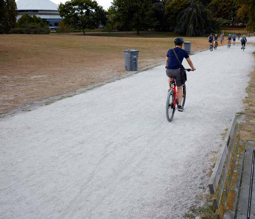 COMPARISON OF TEMPORARY PATHWAY MATERIALS SHARED GRAVEL 3-4m wide for all users SHARED ASPHALT 3 4m wide for all users WHAT WOULD THIS LOOK LIKE?