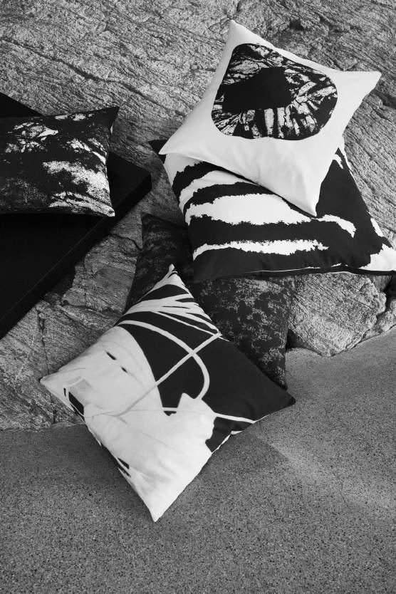 SVÄRTAN cushion covers. L50 W50cm. RM14.90 Black/grey 403.330.