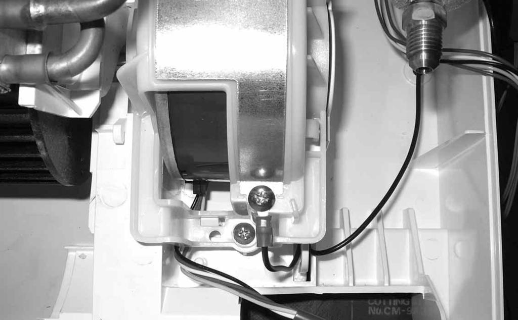 OPERATING PROCEDURE PHOTOS 6. Removing the damper lock motor, the damper motor and the damper limit switch () Remove the panel. (Refer to.