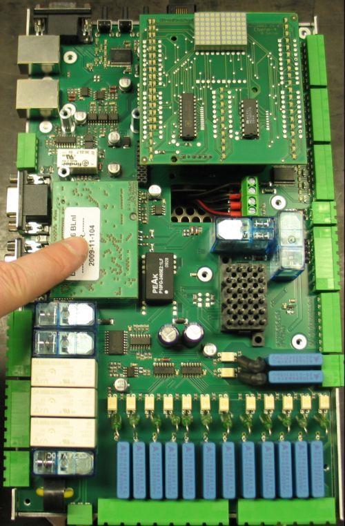 0 Information Do not affect other parts on the lare printed circuit board. With two finers you can loosen the prited circuit board.
