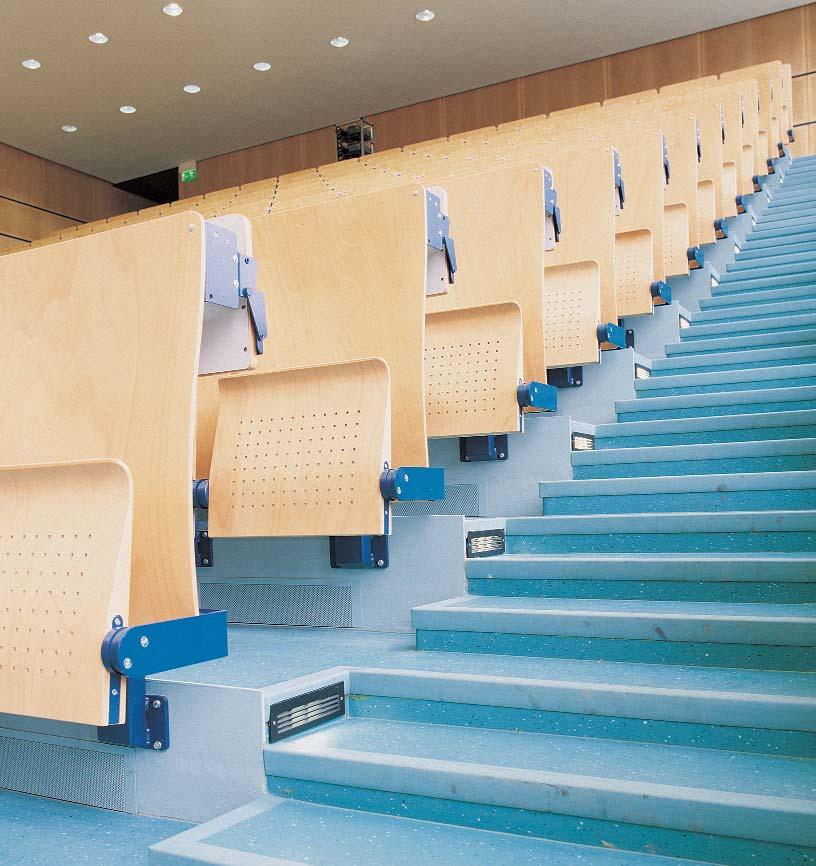 Step displacement outlet Types Q-SL and Q-SR For air distribution in assembly rooms with raised floors and seating arranged on steps.