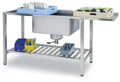 Pre-wash tables 1200 and 1600 are symmetrical and can be placed on the right or the left side and in front of the machine in an angular installation.
