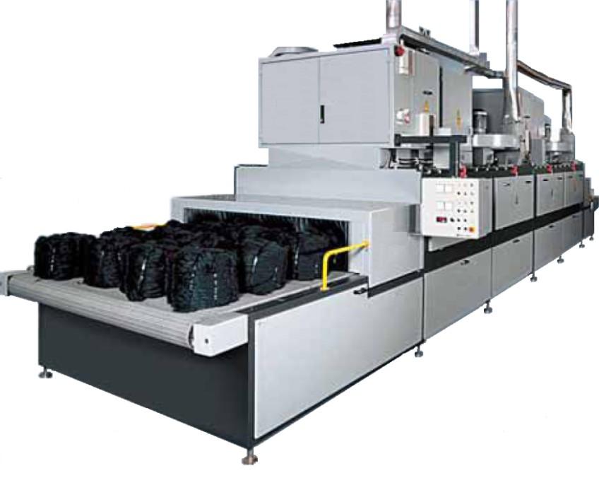 RADIO FREQUENCY (RF) DRYER APPLICATIONS 1. TEXTILE INDUSTRIES: 1.1. ONLINE TEXTILE RF DRYERS Conventional mode of Drying Textiles after they have been dyed is a slow process.