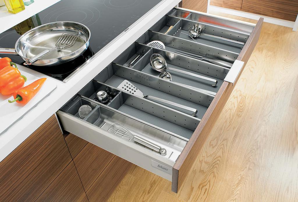 TANDEMBOX Premium metal drawer system for kitchen