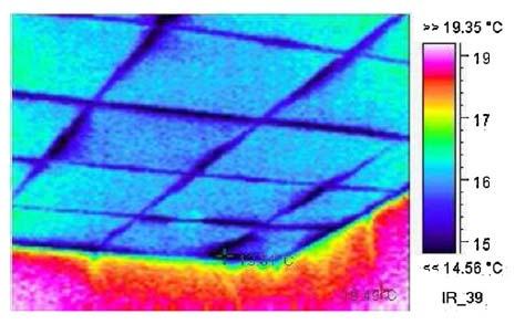 (a) Al ceiling (b) Gyp ceiling Figure 7: Thermographic vision of Al ceiling and Gyp ceiling [9] The temperature difference between the suspended ceiling and the other surrounding surfaces is