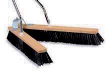 BROOMS PVC broom Board in polypropylene with thread and PVC bristles 000050 PVC V-sweeper with handle Board in natural wood with metal support and PVC bristles 80 cm 00005520 4 80 cm 40 PVC PVC broom