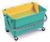 with 4 wheels Ø mm and squeezer Capacity: 28 L 32x52x27 cm 000024 Jim - Polypropylene