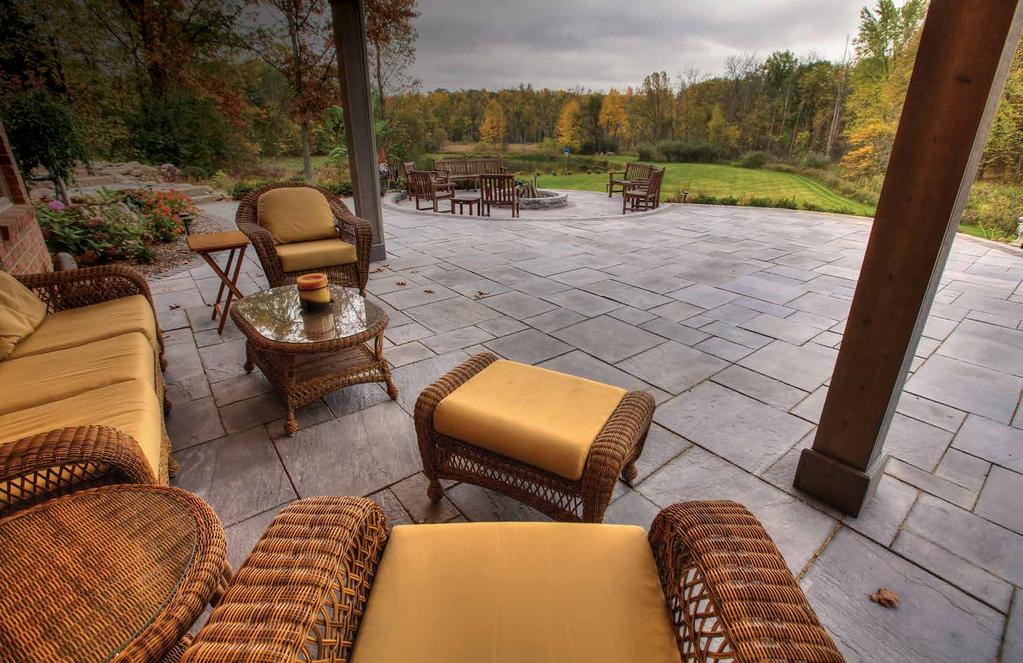 DIMENSIONAL FLAGSTONE Find more ideas at RosettaHardscapes.