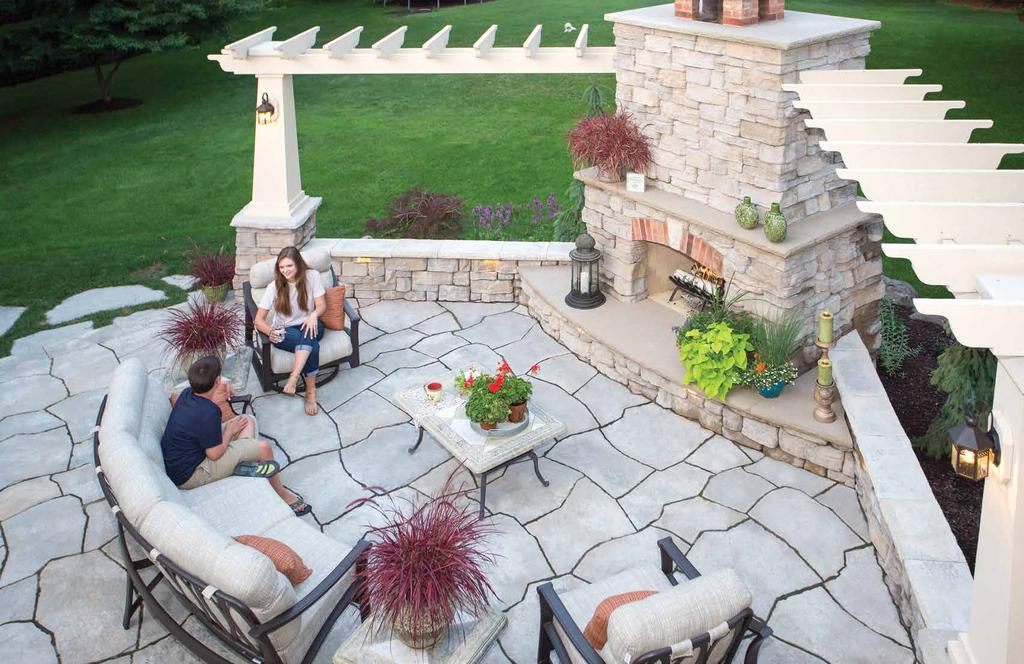 Grand Flagstone & Belvedere Wall shown in