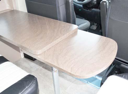 DINETTE/BED CONVERSION (Model 59G) (Typical View Your coach may differ in appearance) Dinette and Table Extension 1.