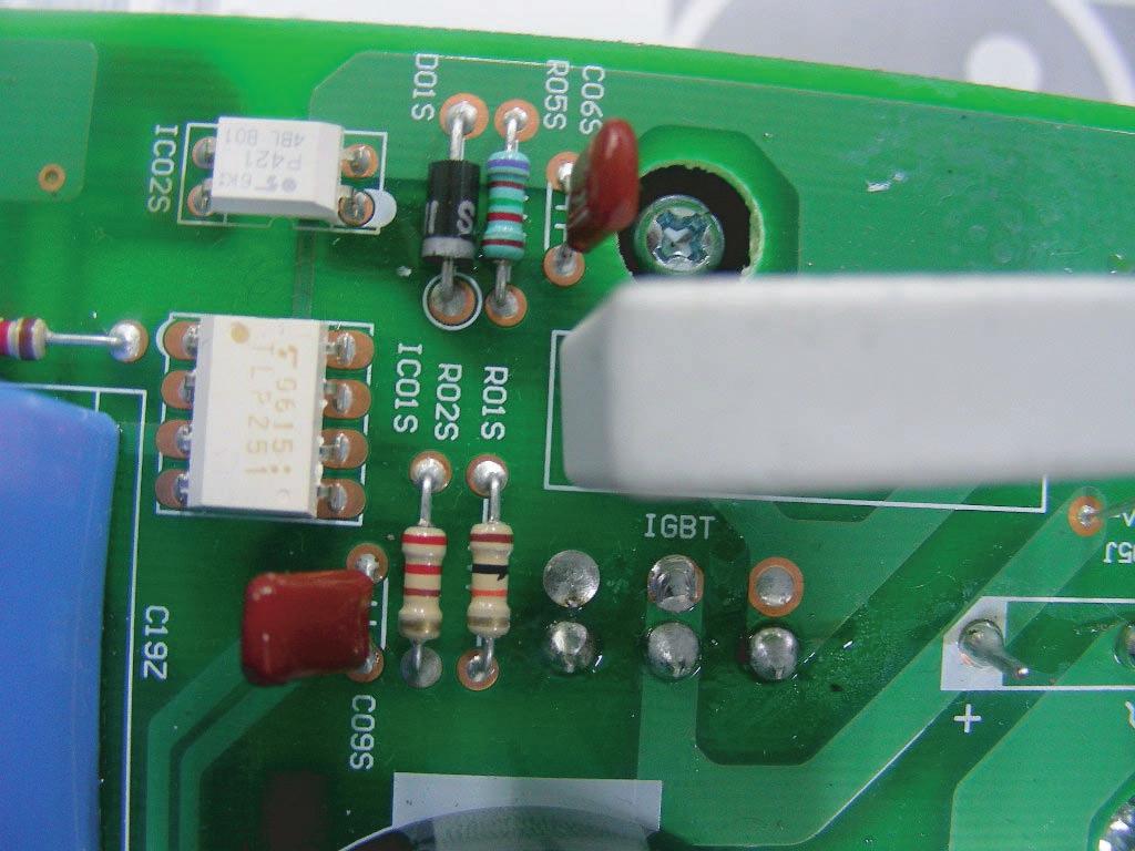 27 PSC Fault Over current at IGBT Check the Reactor spec. (18k,30k:10A/26.8mH, 24k:13A/13mH * 2) Check AC input voltage.