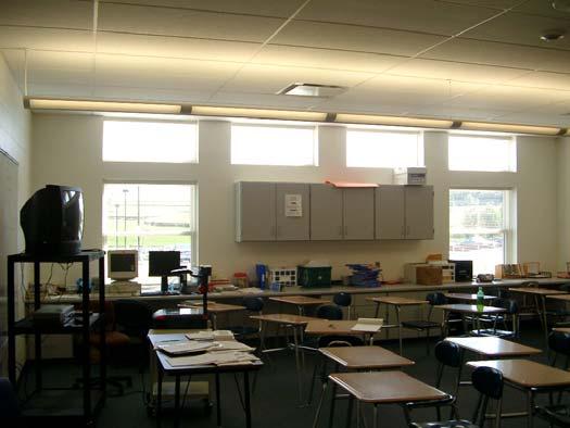 Evaluation Summary: Solon High School, Solon, Iowa Solon High school is a new school with all classrooms demonstrating Cool Daylighting principles.