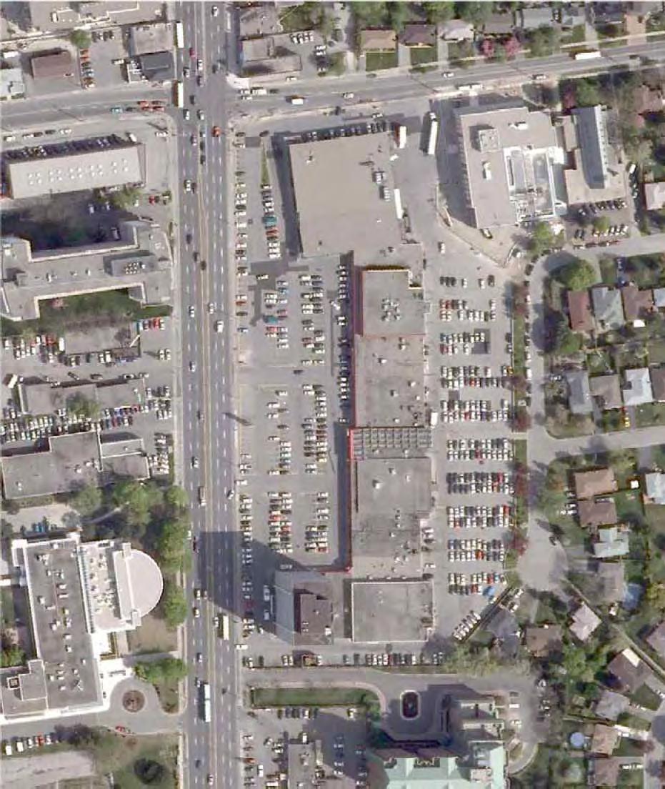 Multiple uncontrolled, closely-spaced driveways onto Yonge Street and Cummer Avenue High existing site-generated traffic volumes: