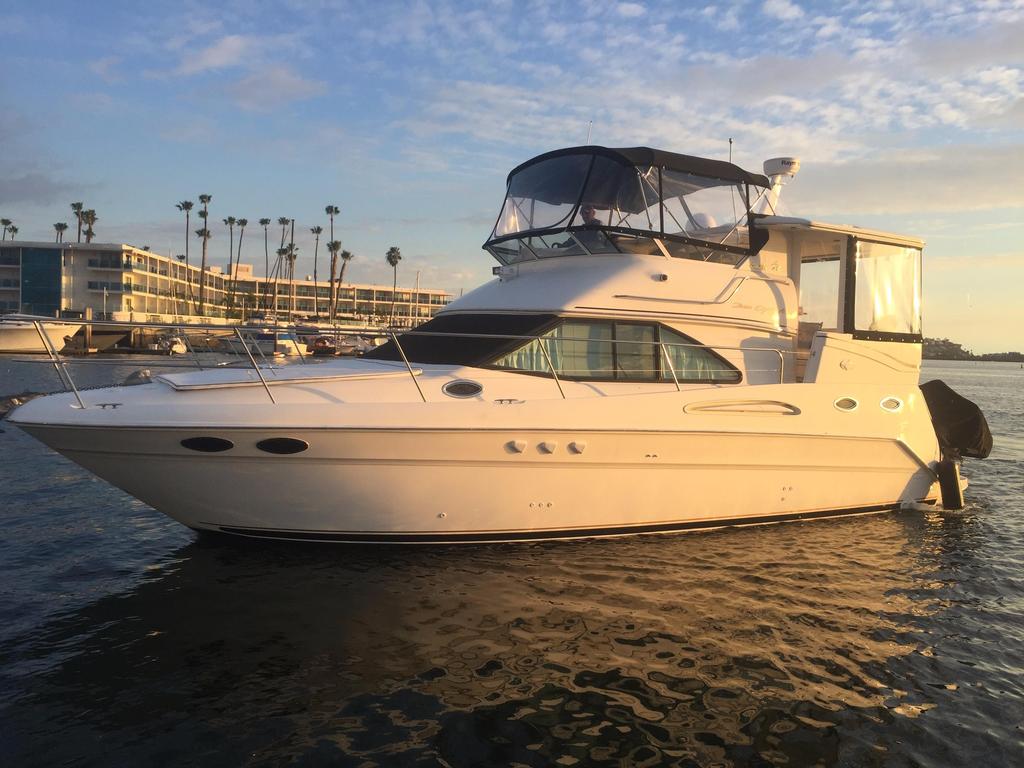 2001 Sea Ray 380 Aft Cabin Specifications Builder/Designer Year: 2001 Construction: Fiberglass Engines / Speed Engines: 2 Engine Type: Inboard Engine Power: 680 hp Cruising Speed: 17.