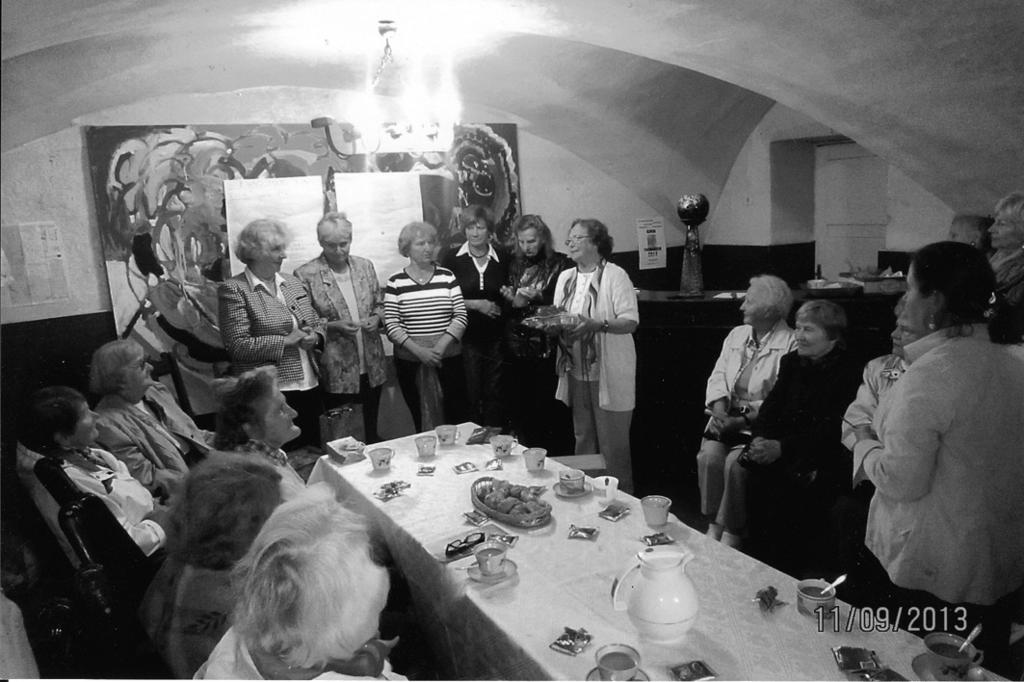 G Y V E N I M A S I R A R T R I T A S Su Zenona Tauragėje ko: aplankėme Šakių rajone Zyplių dvarą, dalyvavome ekskursijoje į Palangą šiuos renginius organizavo mūsų vadovė, kuri ir pati dalyvavo Onos