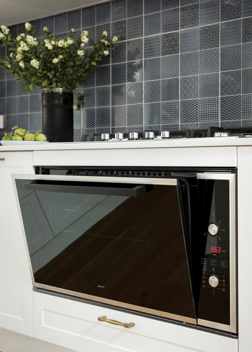 The InAlto oven range is designed to work with you: to