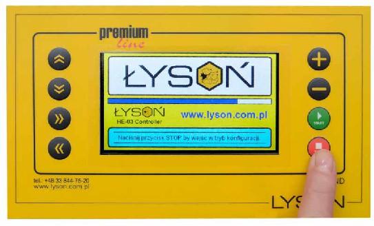 After 30 seconds of inactivity, the controller displays screen saver mode. The screen saver shows various pictures of the manufacturer (LYSON).