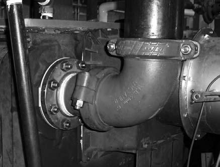 Place purchased flange gasket against Balanced Temperature Return flange and attached pipe flange using the eight nuts provided with the Balanced Temperature Return Kit. See Figure 3.11.